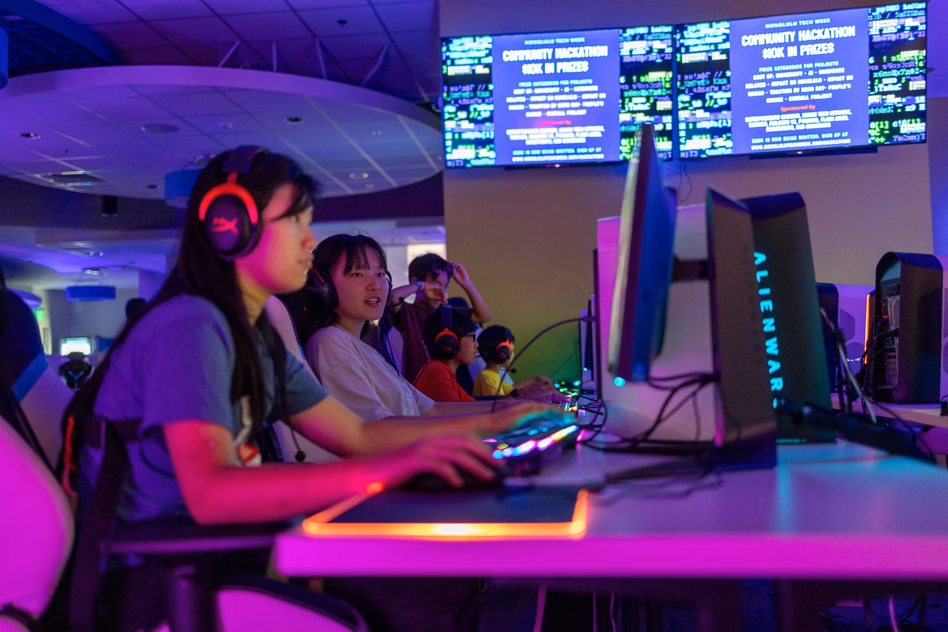 Students Gaming at HPU HTW 2024